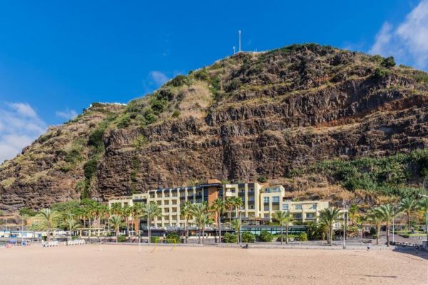 Hotel Calheta Beach Hotel