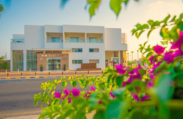 Hotel And Suites New Famagusta - Cypr