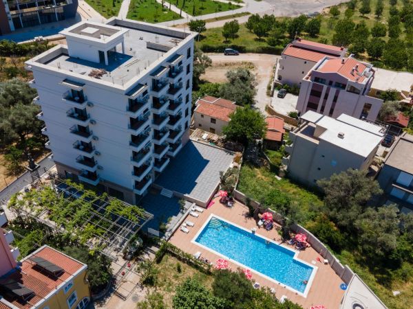 Hotel Hotel Pharos Apartments i Czarnogóra w pigułce