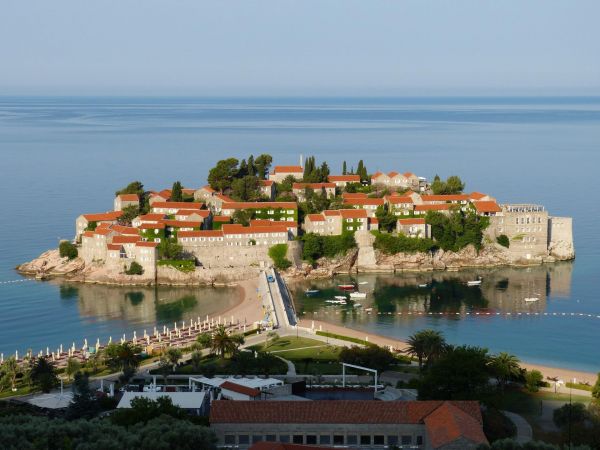 Hotel Pharos Apartments i Czarnogóra w pigułce - Czarnogóra