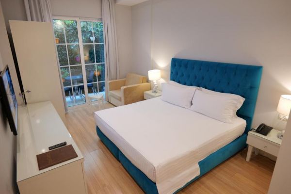 Hotel Luxury (PKT) - Albania