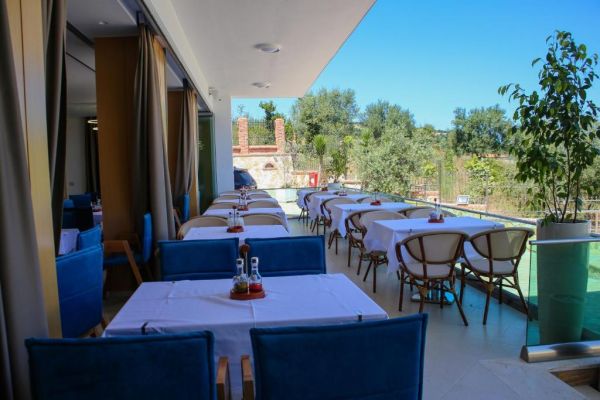 Hotel Luxury (PKT) - Albania