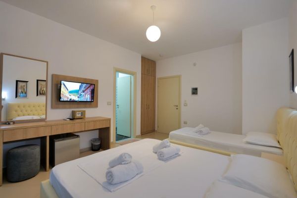 Afa Hotel (PKT) - Albania