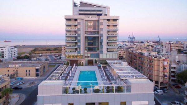 Hotel Radisson Blu Larnaca - Cypr