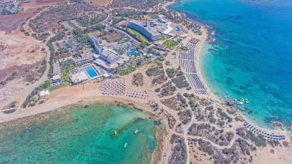 Hotel Dome Beach Hotel & Resort