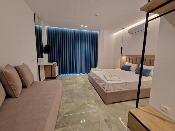 Hotel Monel - Albania