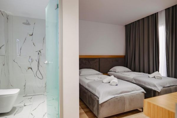 Hotel Vola - Albania
