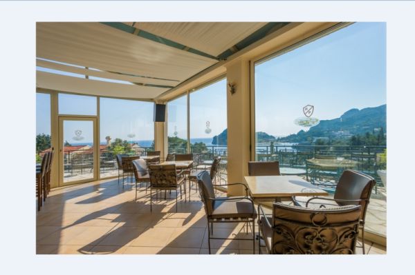 Hotel Paleokastritsa Palace - Grecja