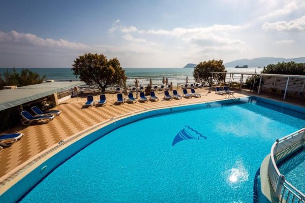 Mediterranean Beach Resort - Grecja