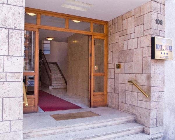 Hotel Laura - Włochy