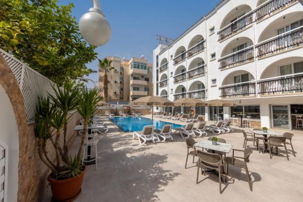 Hotel Cactus - Cypr