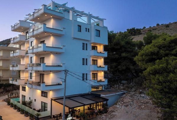 Hotel Arrei Hotel (PKT)