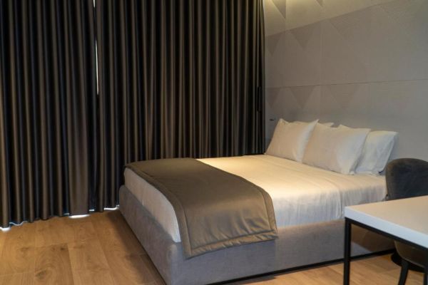 Center Hotel (PKT) - Albania
