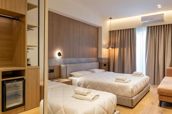 Heksamil Hotel (PKT) - Albania