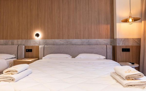 Heksamil Hotel (PKT) - Albania