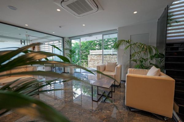 Hotel Teuta (PKT) - Albania