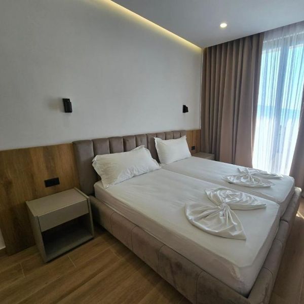 White Hill Radhime (PKT) - Albania