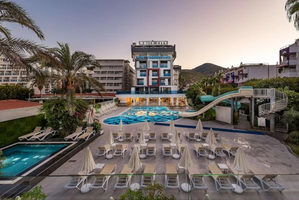 Hotel White City Beach (tylko dla dorosłych +16) - Turcja