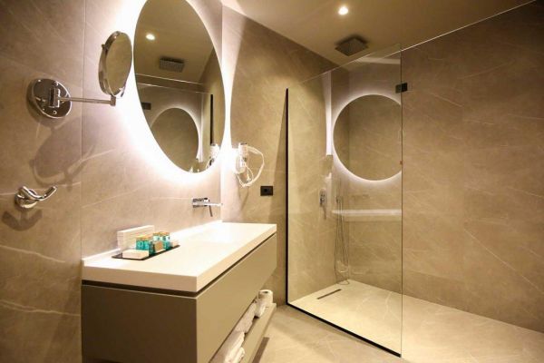 The Central View Hotel (PKT) - Albania