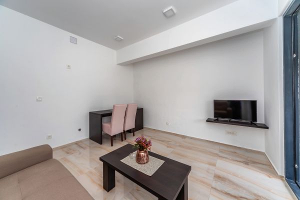 N Hotel - Czarnogóra