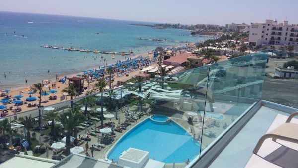 Vrissaki Beach Hotel - Cypr