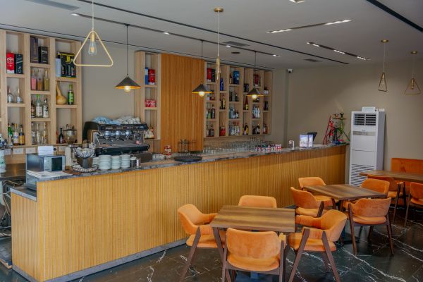 Dolanit Hotels Lubjana (PKT) - Albania