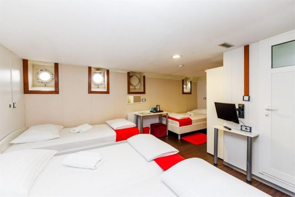 Botel Marina - Chorwacja