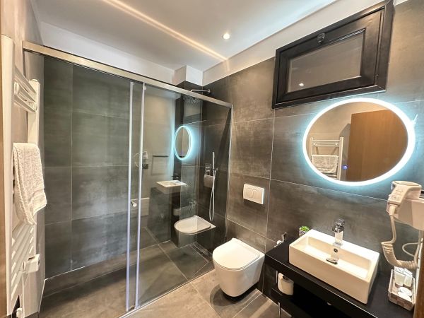 ELMAR Comfort Rooms (PKT) - Albania