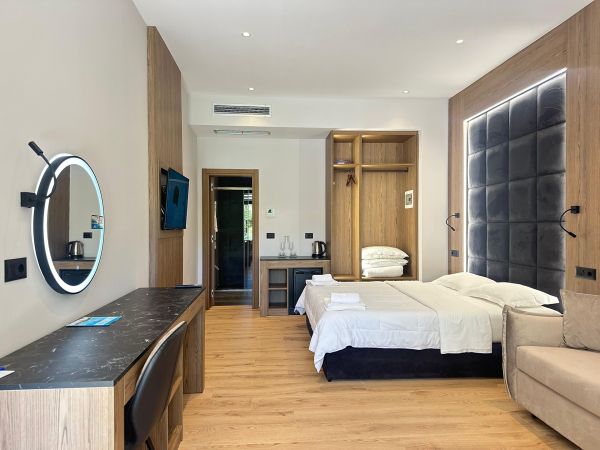 ELMAR Comfort Rooms (PKT) - Albania