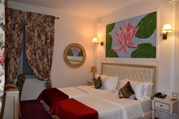 2 Kitarrat Hotel Boutique & Spa - Albania