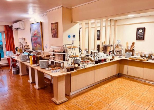 Hotel Triton Piraeus - Grecja