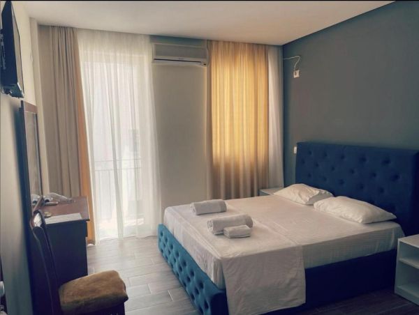 Hotel Esal - Albania