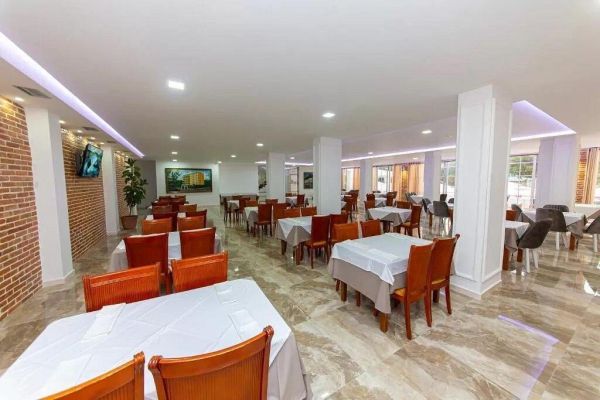 Hotel Esal - Albania