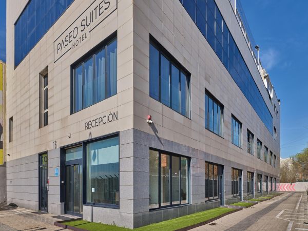 Hotel Paseo Suites Hotel